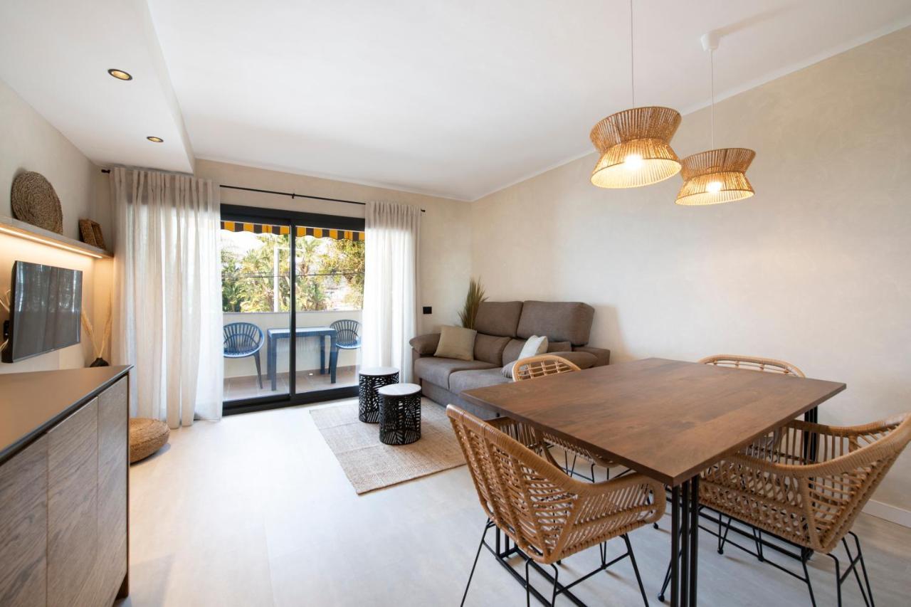 Apartamentos Marplana カステルデフェルス エクステリア 写真